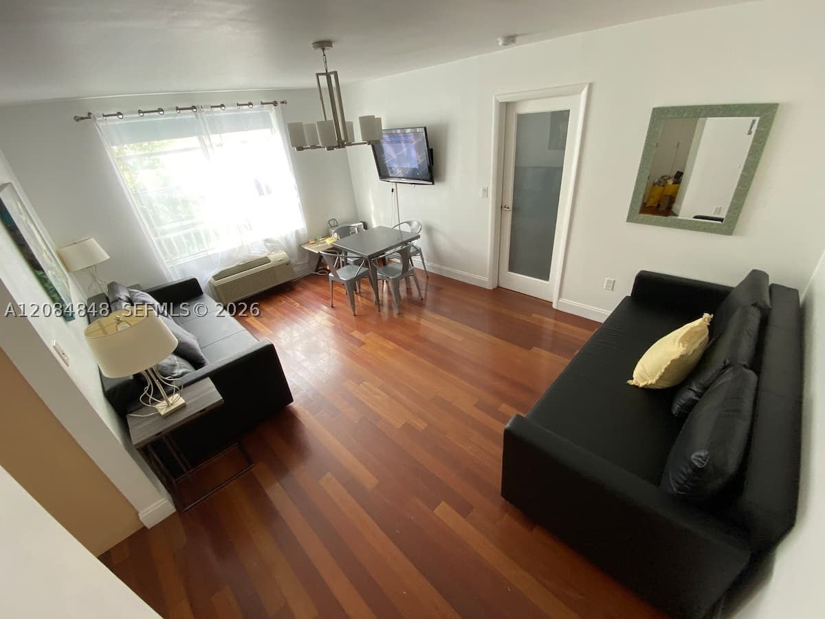 420 15th St 205