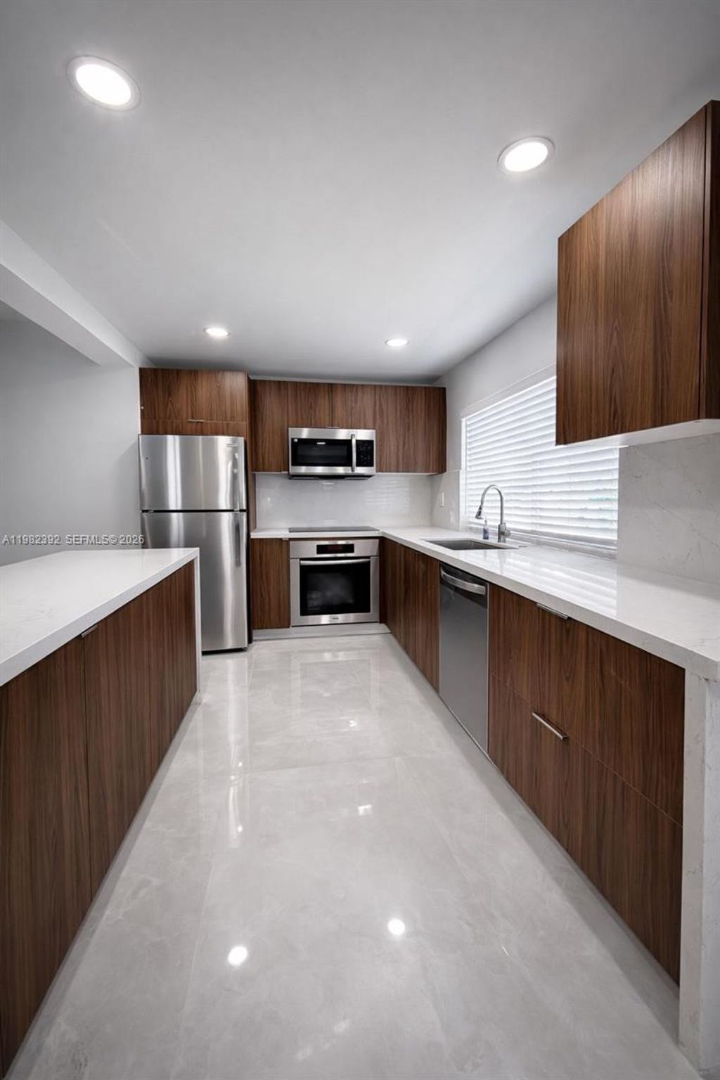 Photo of 916 NE 2nd St #D, Hallandale Beach, FL 33009 (MLS # A11982392)