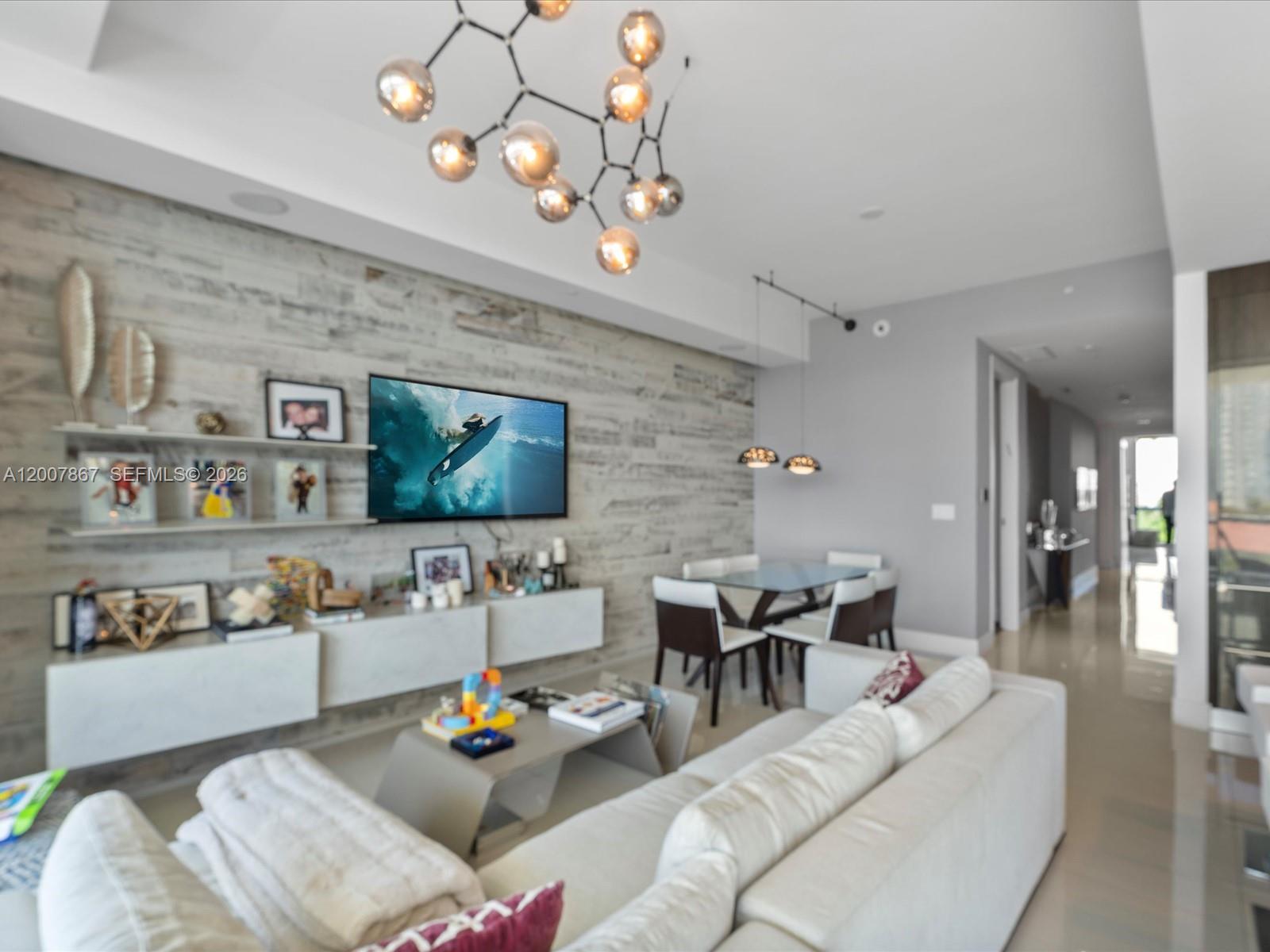 3250 NE 188th St 505