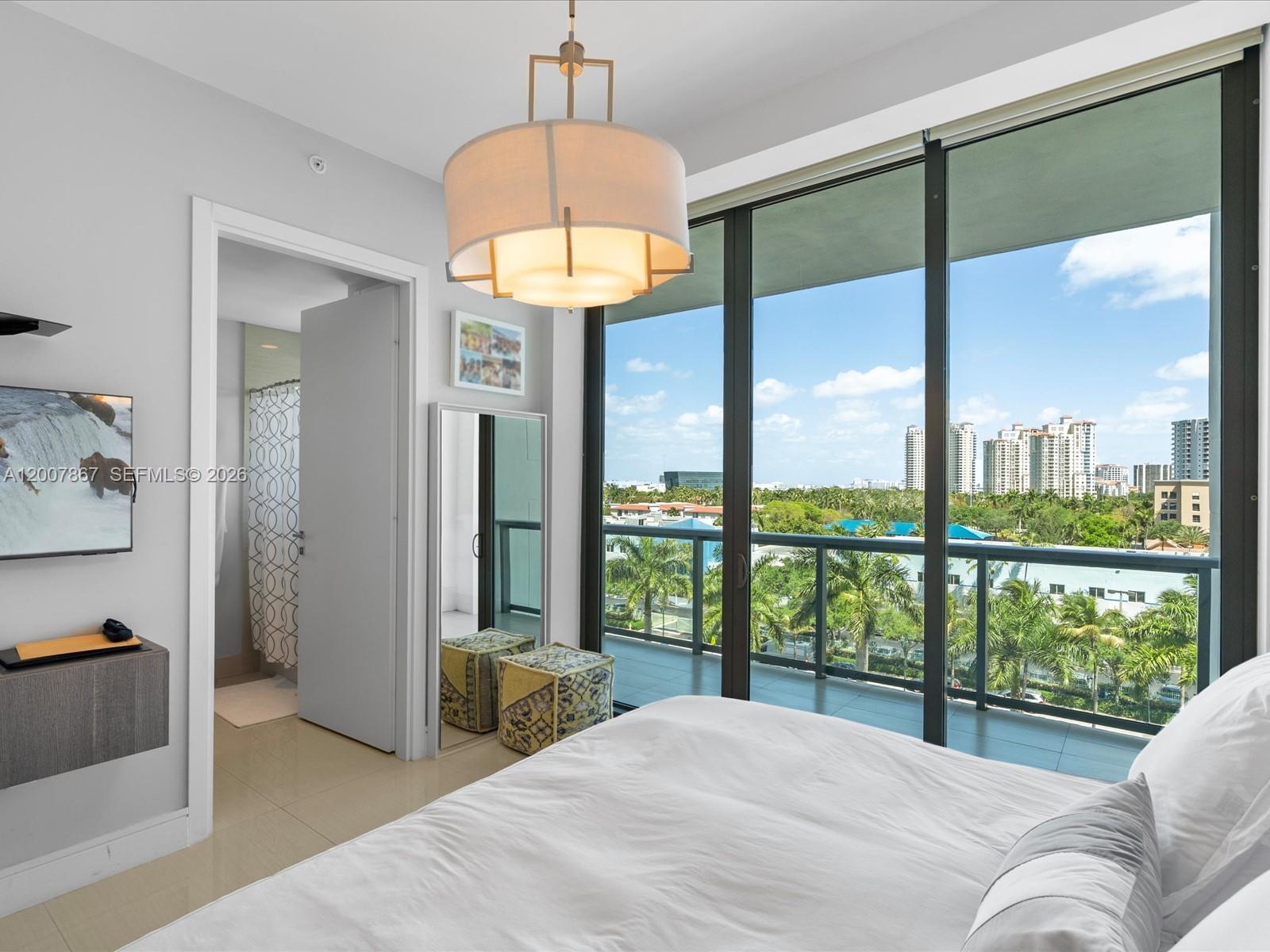 ECHO CONDO - Residential