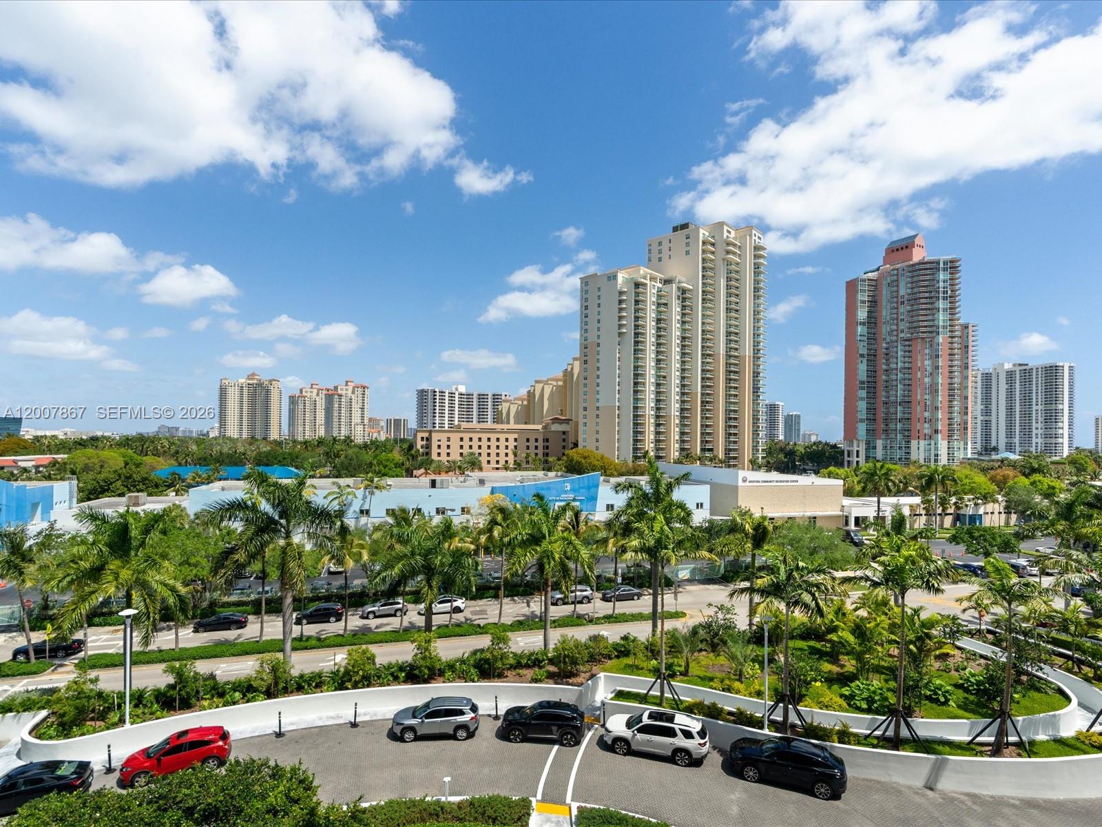 ECHO CONDO - Residential