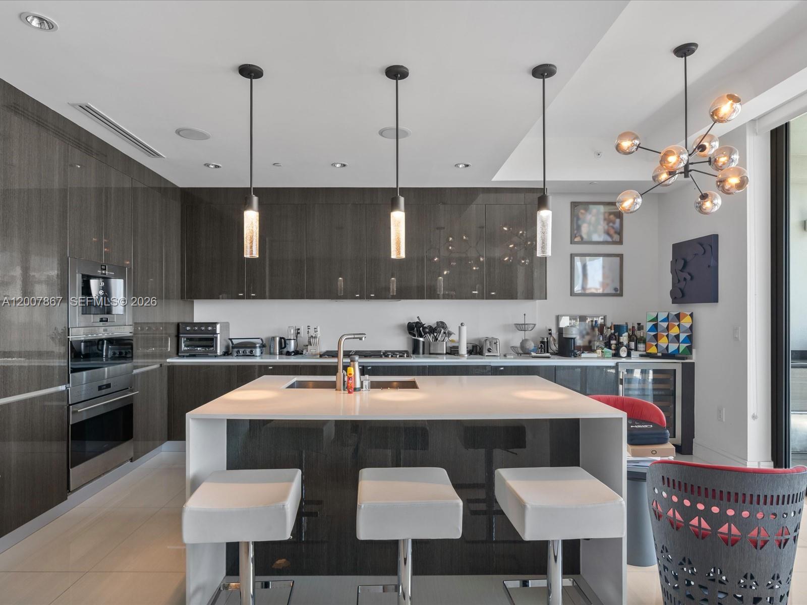 ECHO CONDO - Residential