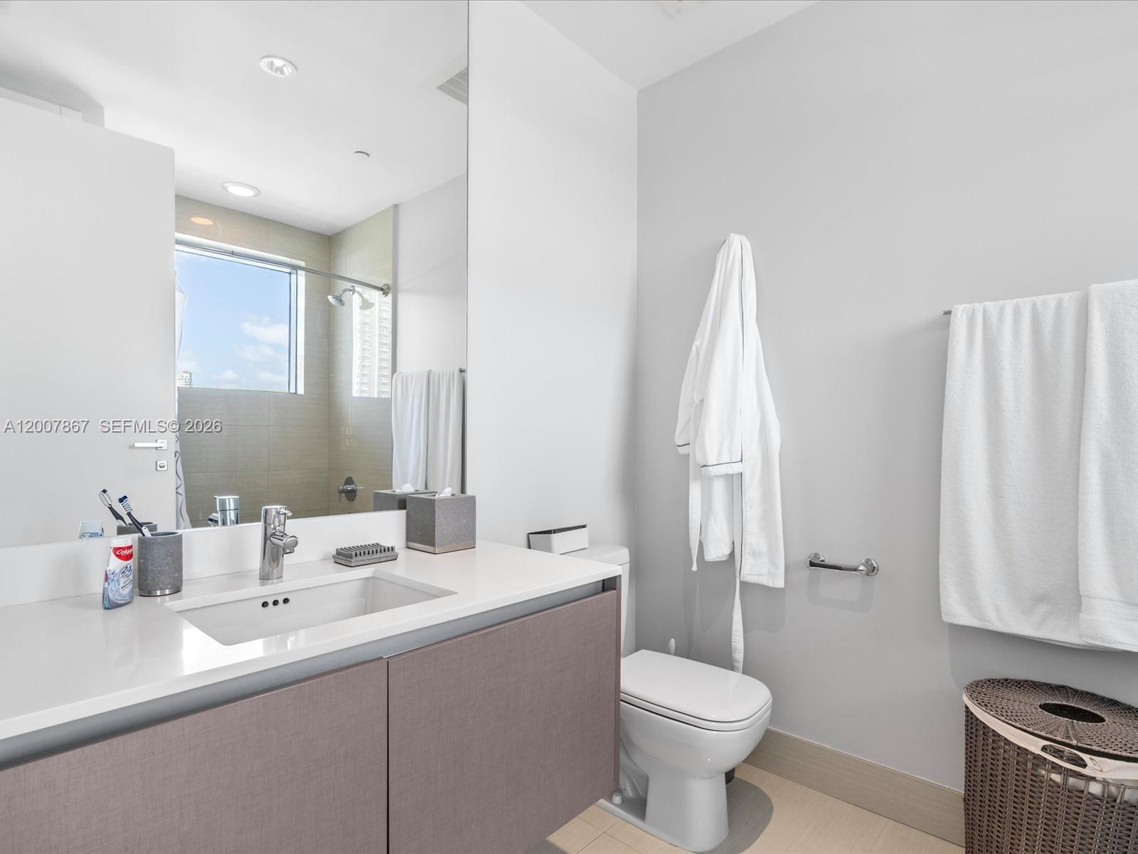 ECHO CONDO - Residential