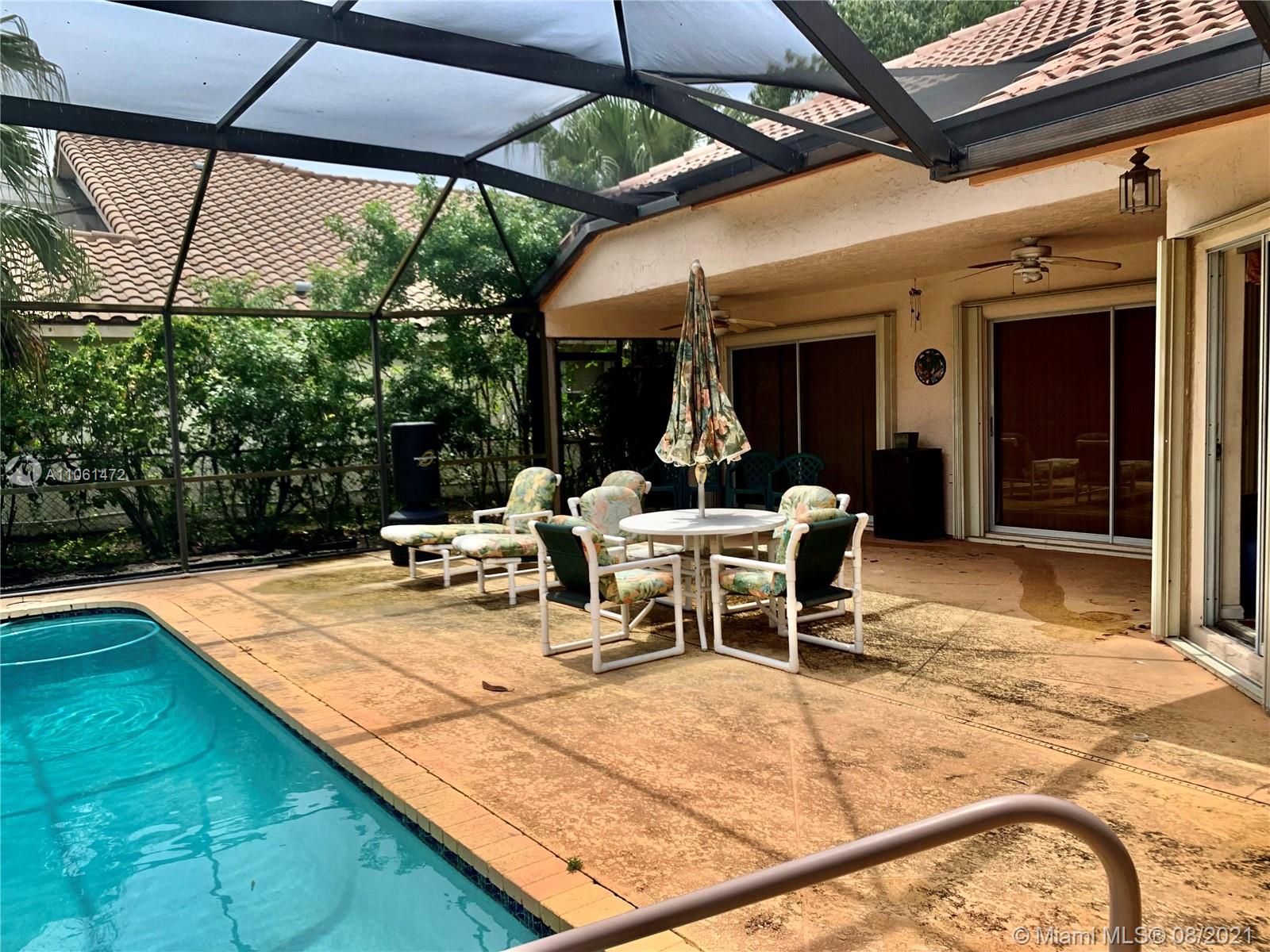 HIDDEN HAMMOCKS ESTATES - Residential