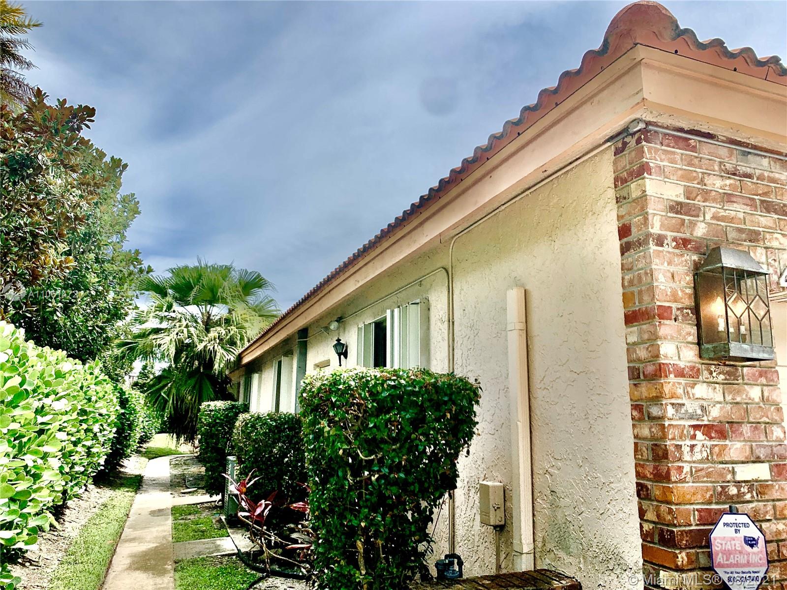 HIDDEN HAMMOCKS ESTATES - Residential