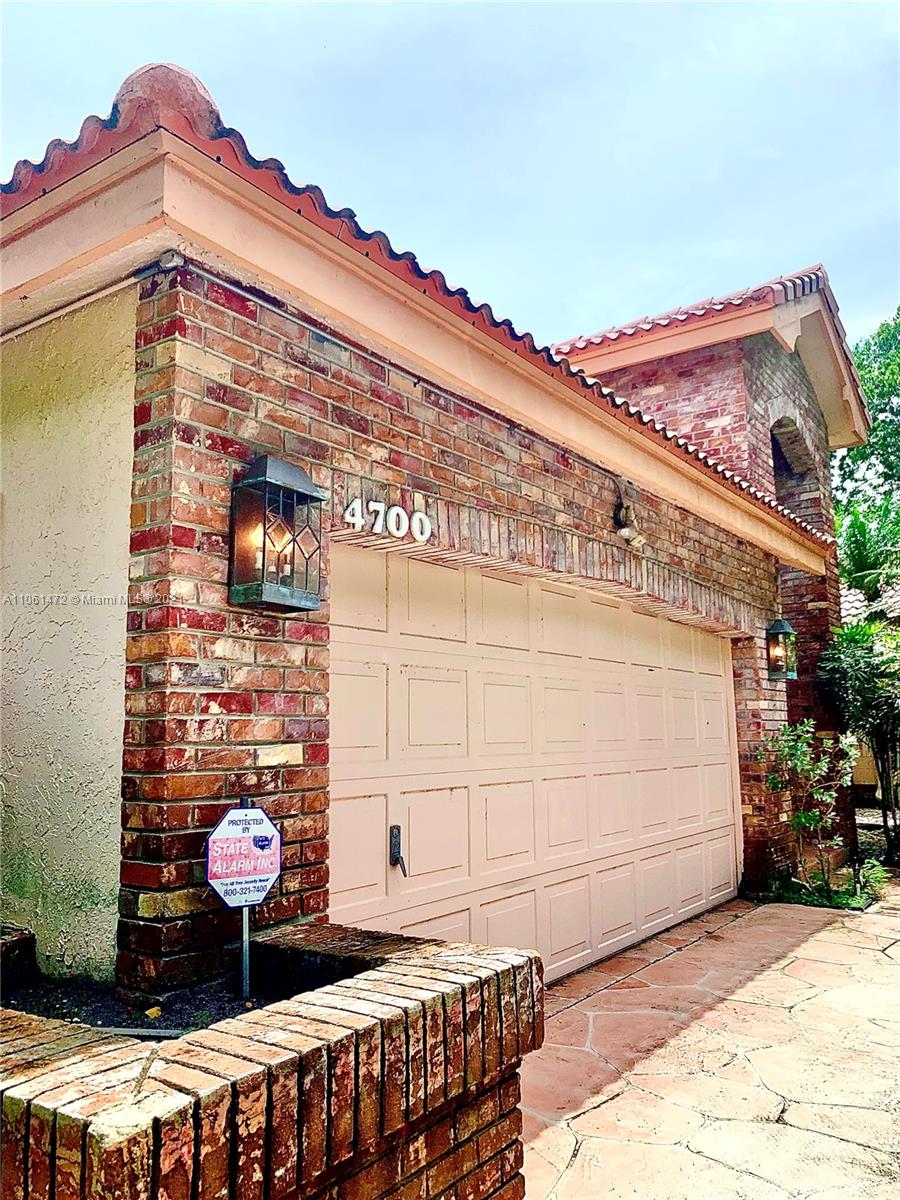 HIDDEN HAMMOCKS ESTATES - Residential