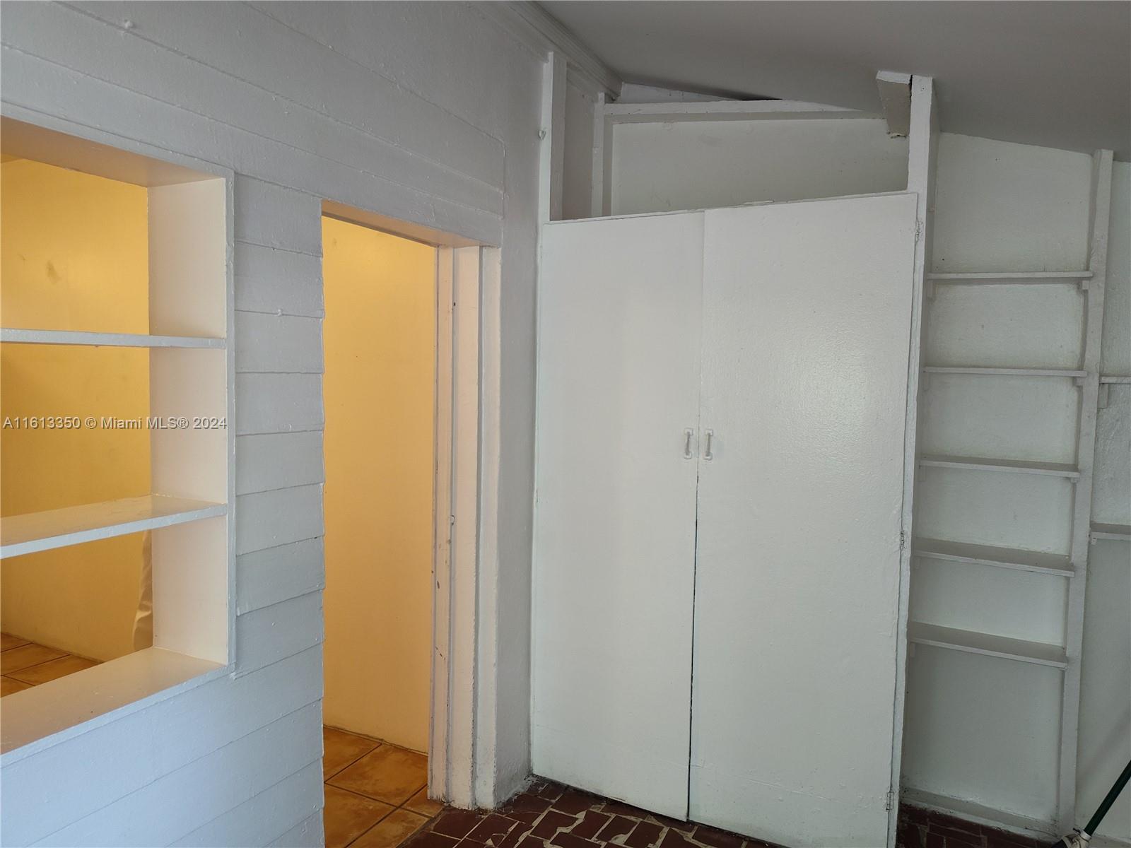 BISCAYNE BLVD PARK - Residential Lease