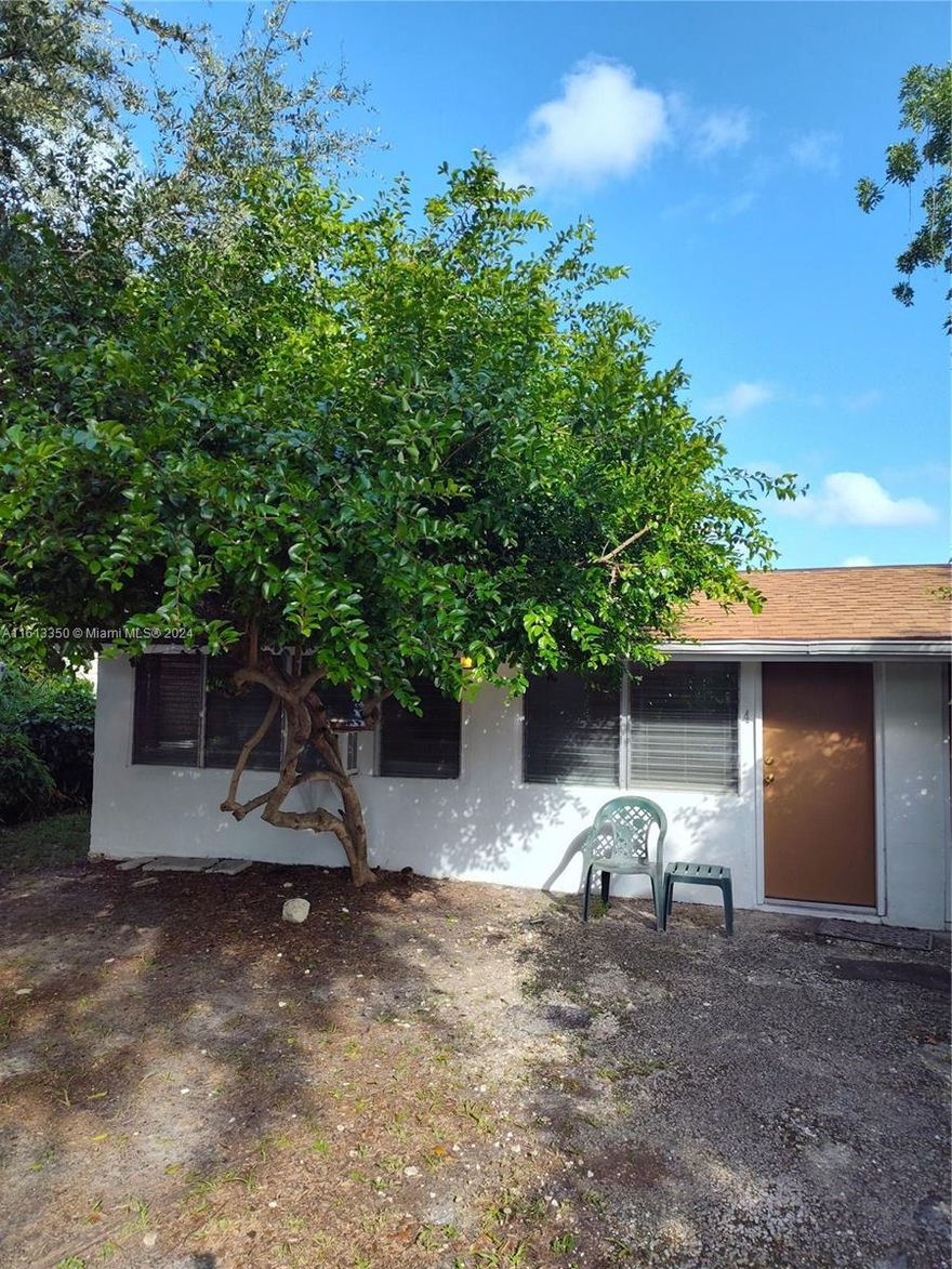 Come and relax in this 1br/1ba duplex apartment in the middle of the city, yet surrounded by trees! This cozy duplex is close to all major routes for easy commutes to work and play, and is only blocks away from US1/Biscayne Blvd., with Aldi, Whole Foods, the 123rd St. Causeway to the beach, and Miami Shores right at your fingertips! Ample parking and on-site laundry are included, along with water and garbage - your only utilities are cable and electric! This old Florida concrete block construction has vintage vibes with the enclosed Florida room, expansive eat-in kitchen, and this unit offers a side yard for gardening or an outdoor hangout space. Call Daniel today for a private tour!