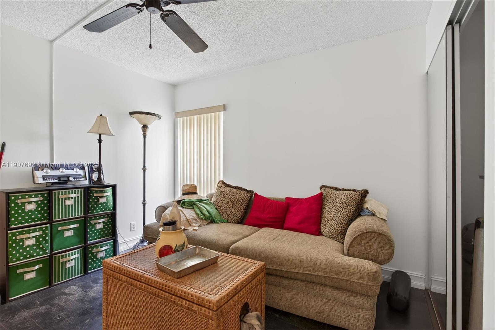 CYPRESS BEND CONDOMINIUM - Residential