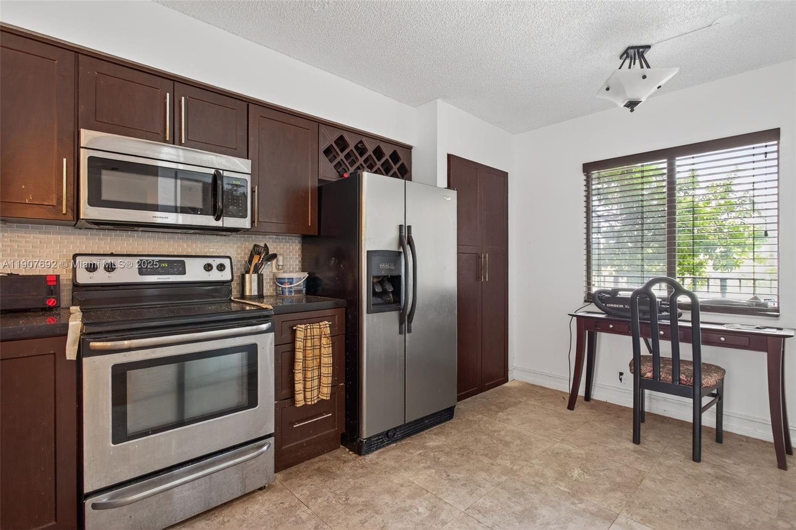 CYPRESS BEND CONDOMINIUM - Residential