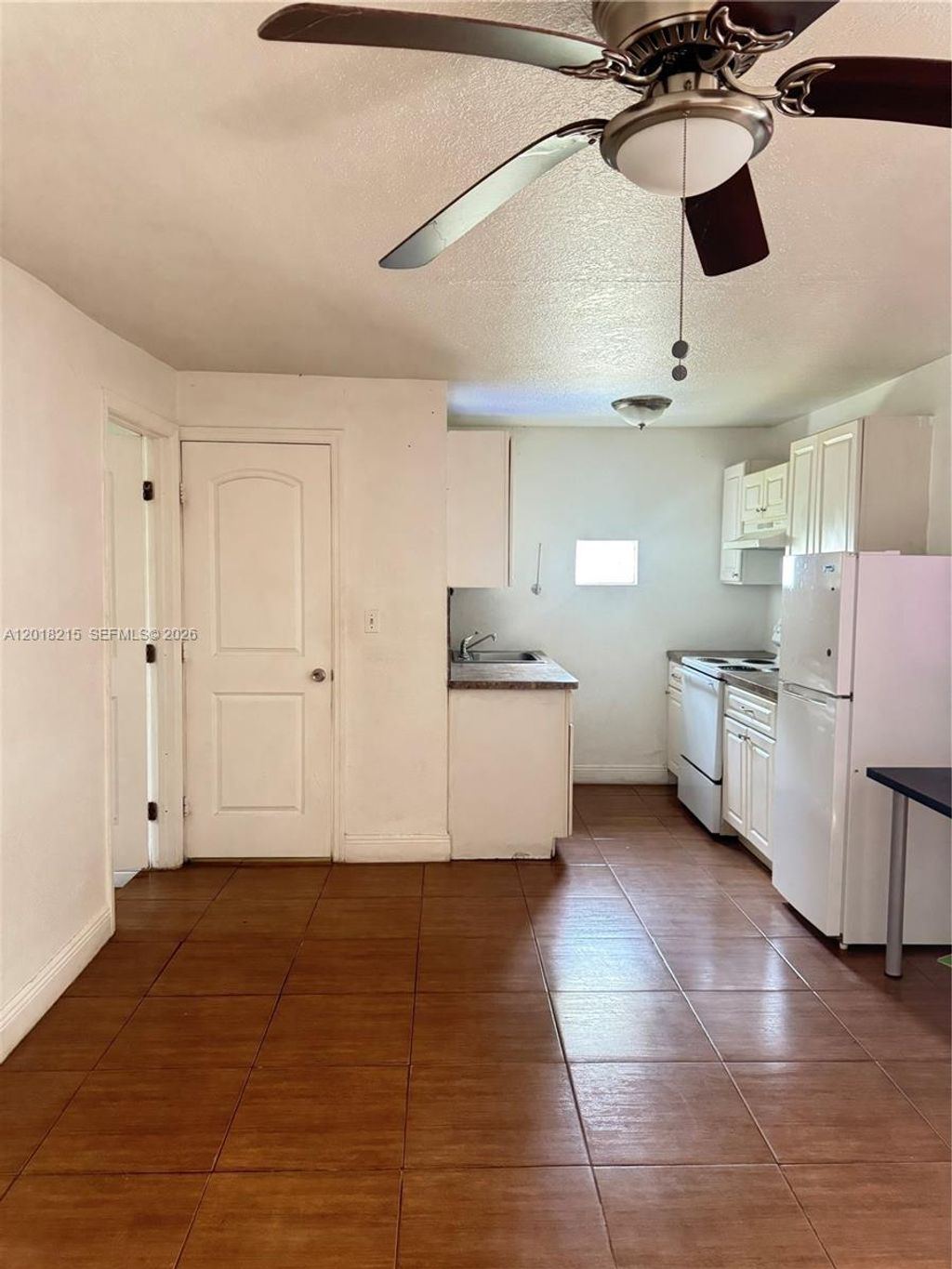 Photo of 410 N 58th Ave #408, Hollywood, FL 33021 (MLS # A12018215)