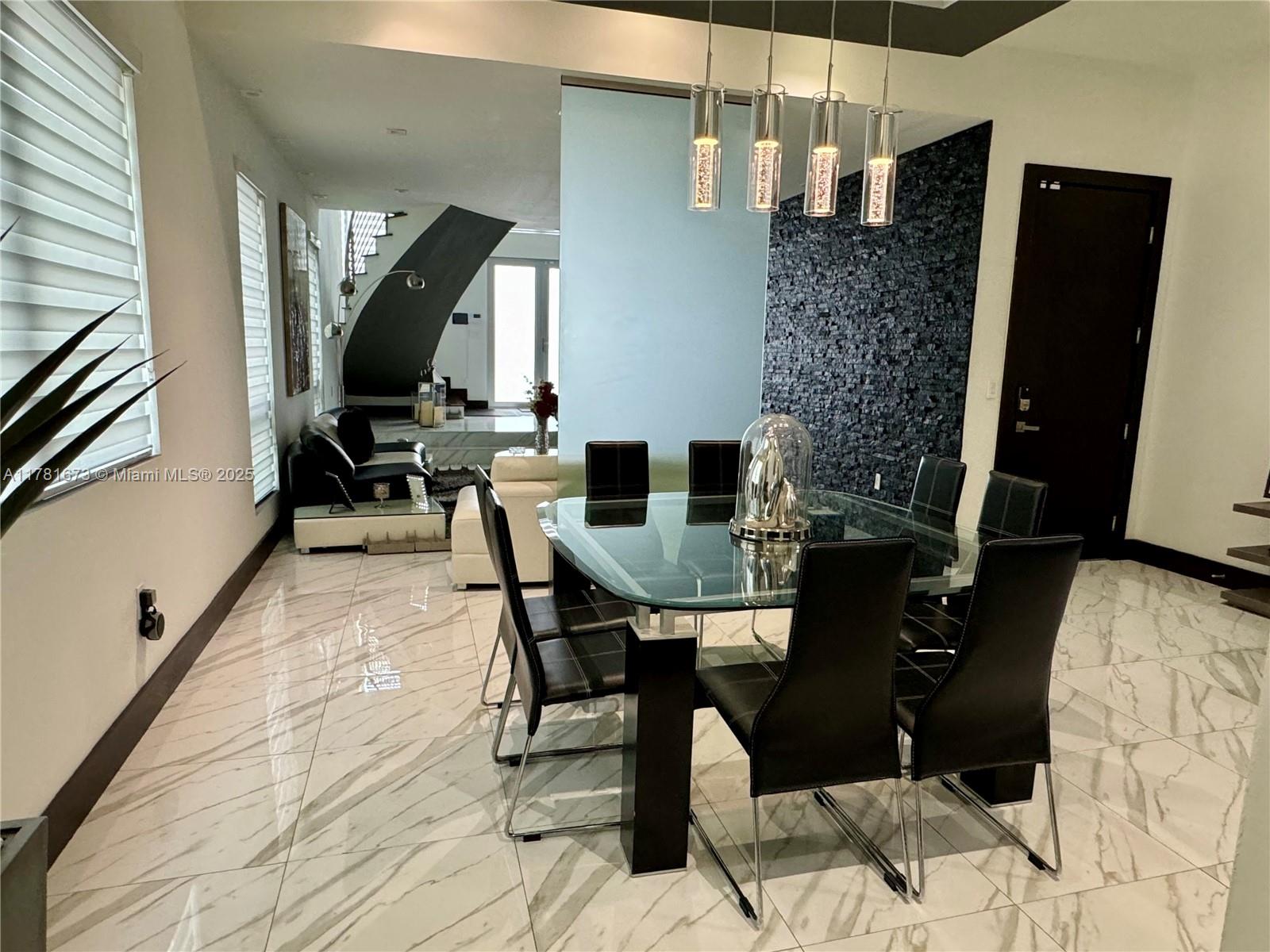 8272 NW 33rd Ter