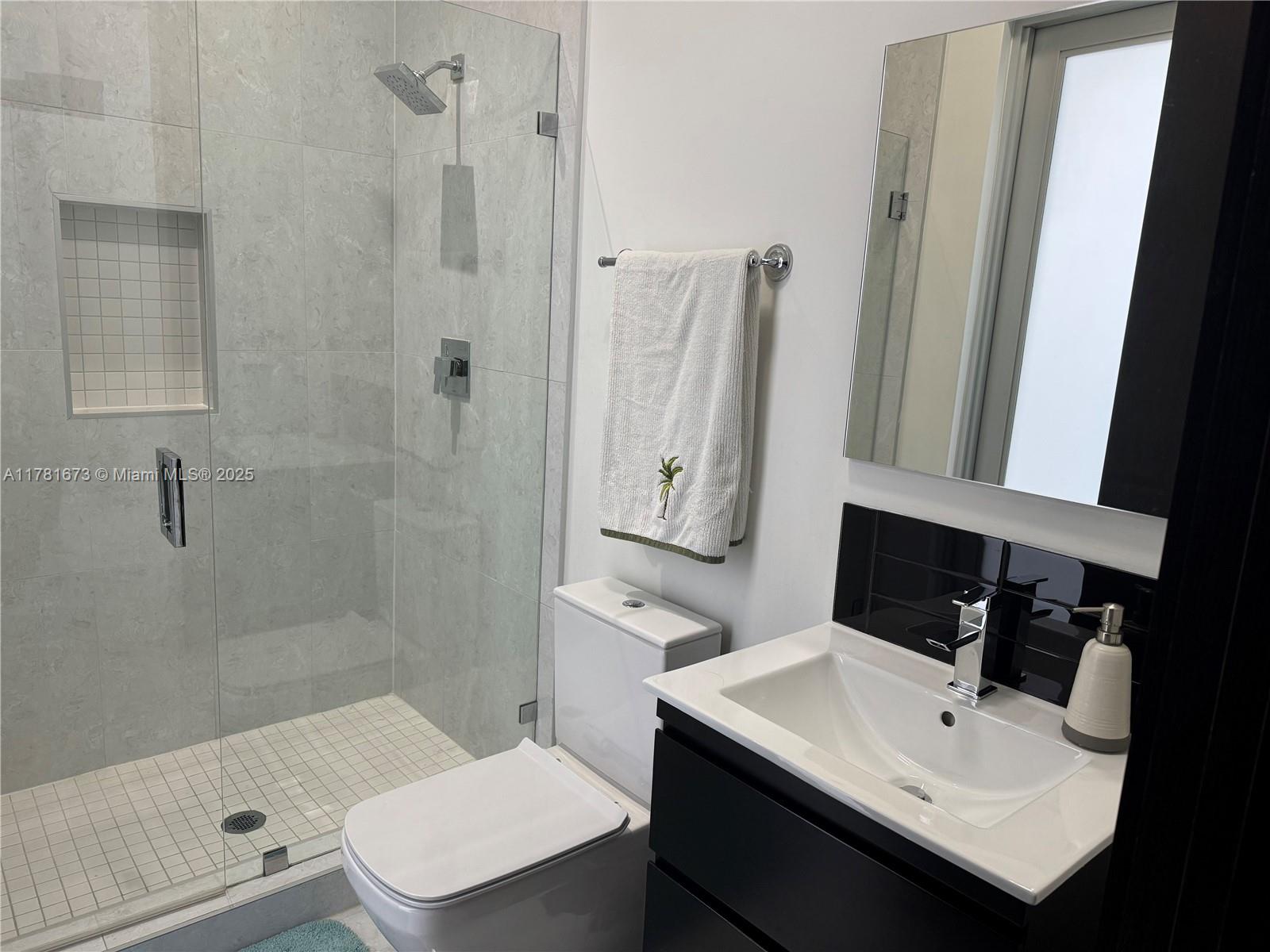 OASIS PARK SQUARE AT DORA - Residential