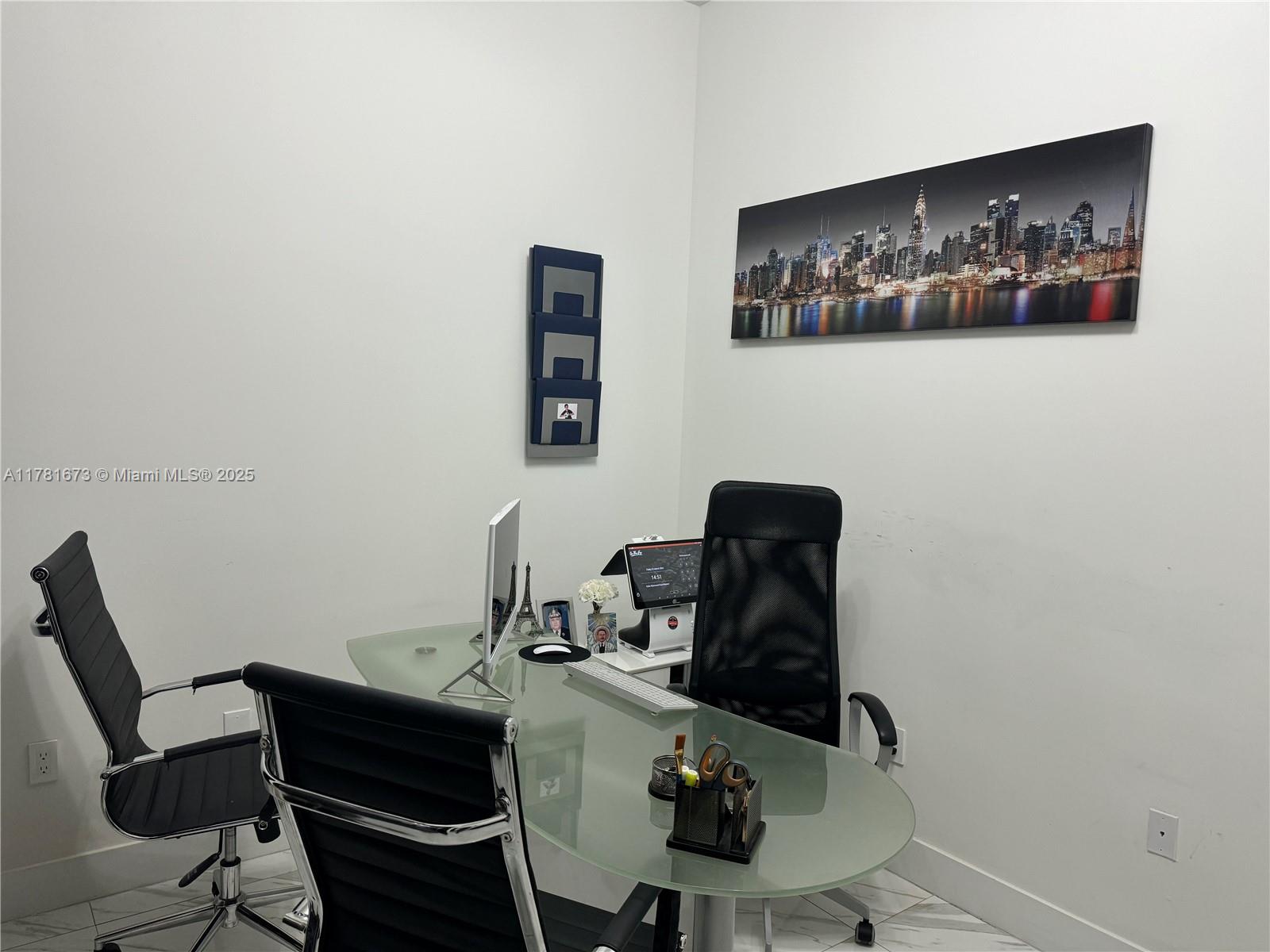 OASIS PARK SQUARE AT DORA - Residential