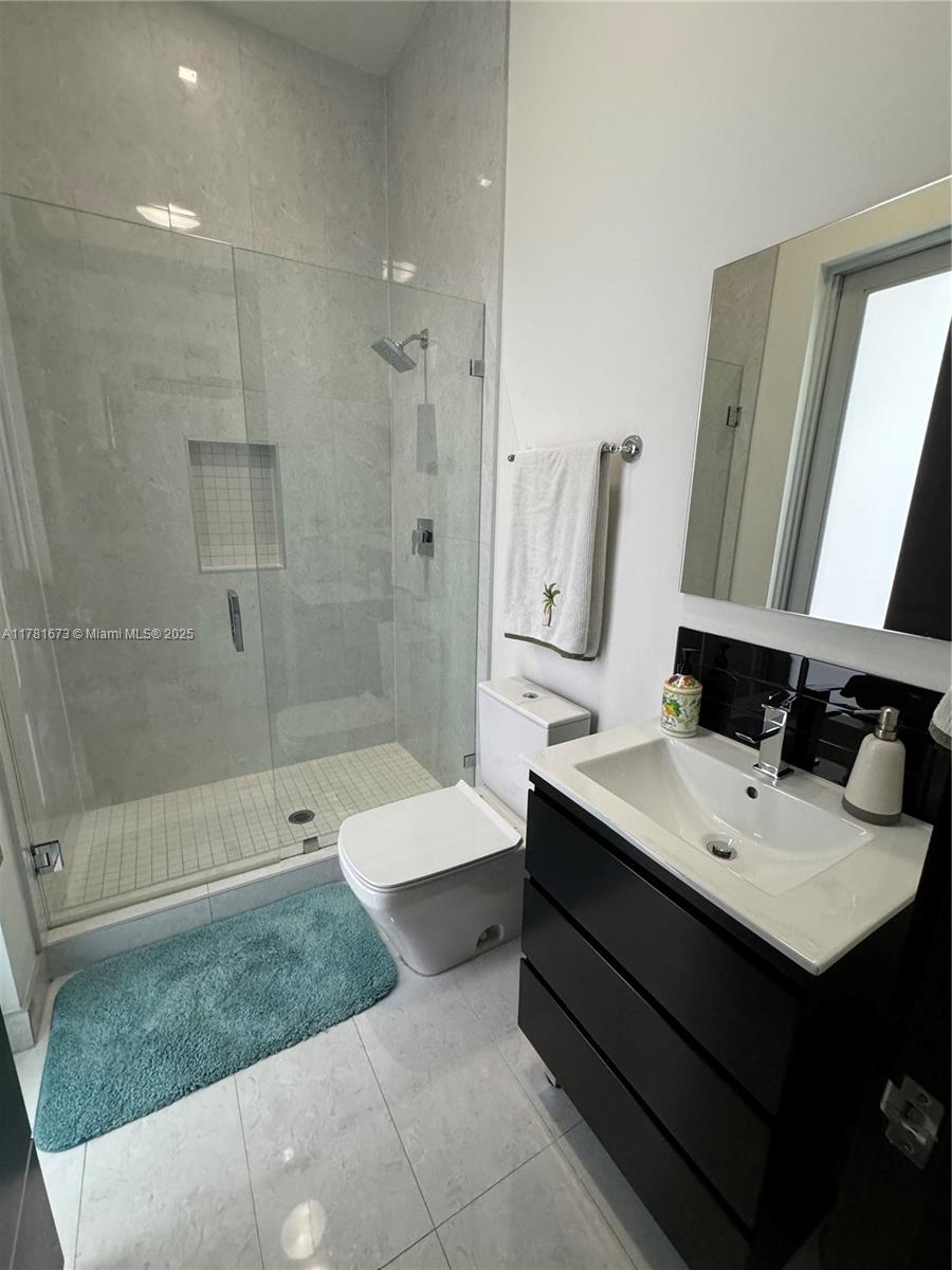 OASIS PARK SQUARE AT DORA - Residential