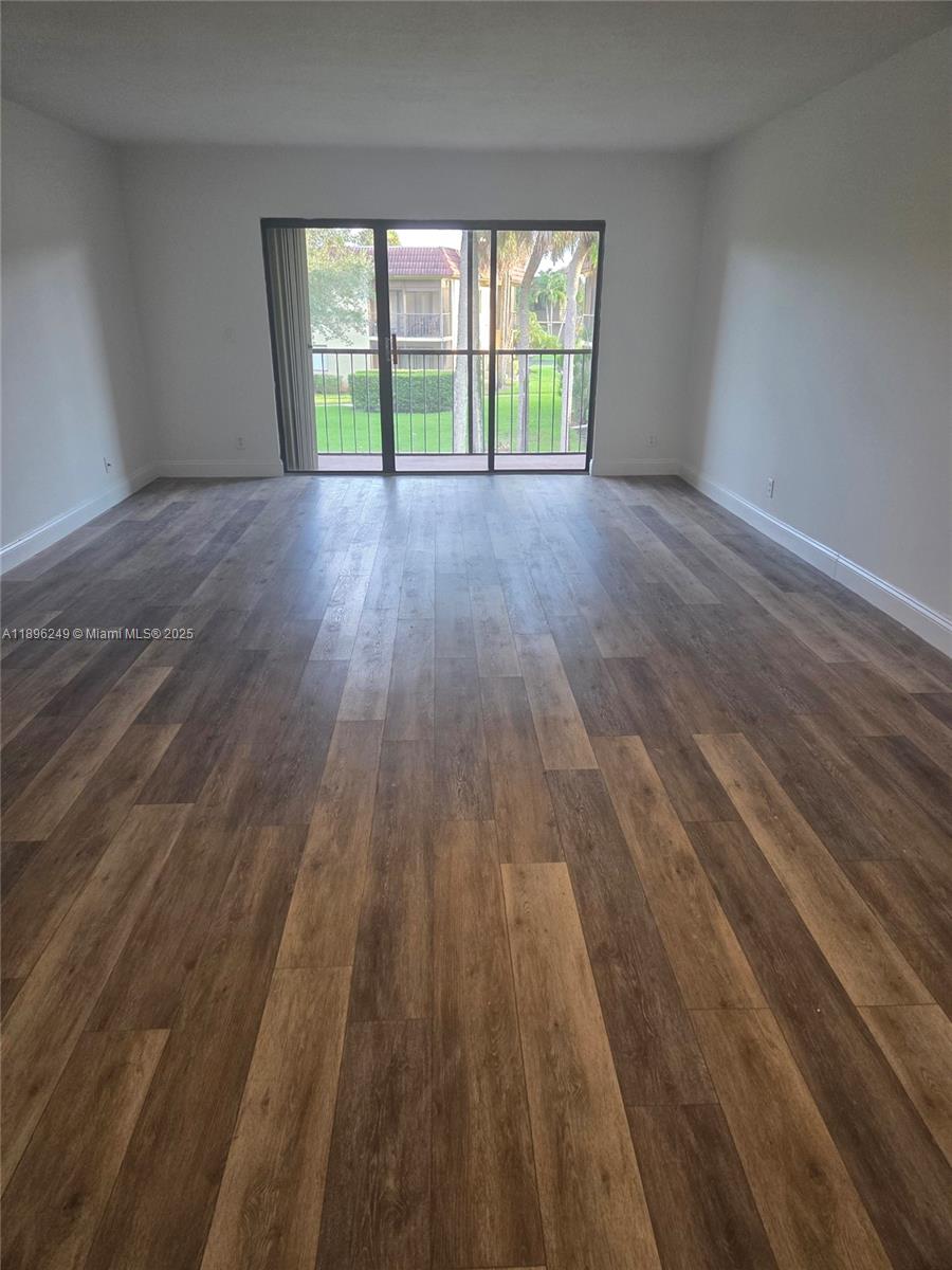 RACQUET CLUB APARTMENTS A - Residential Lease