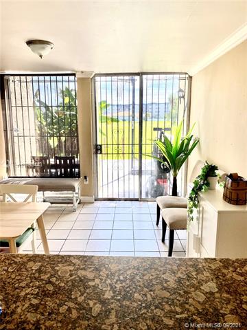 OAKVIEW CONDO NO 2 - Residential