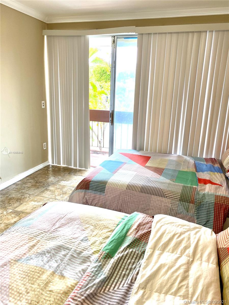 OAKVIEW CONDO NO 2 - Residential