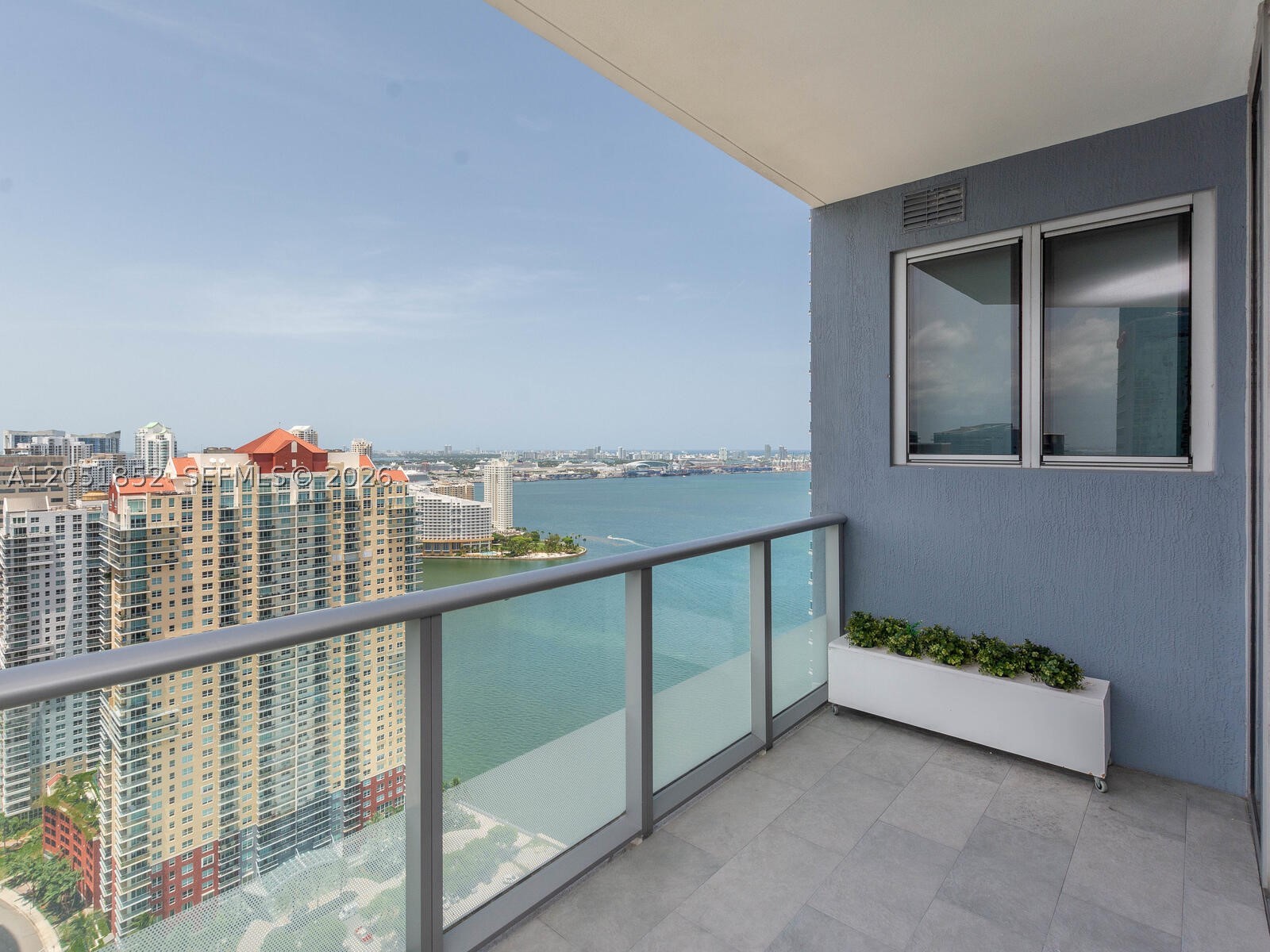 1300 Brickell Bay Dr 3804