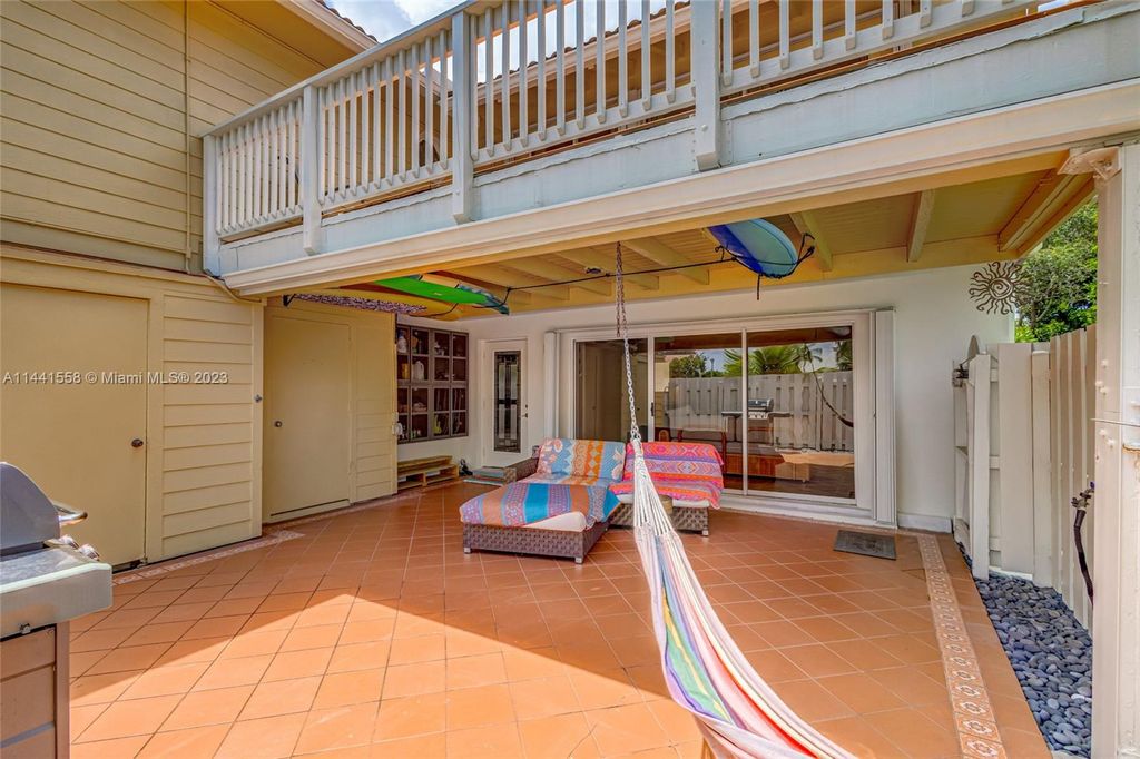 Photo of 248 Seabreeze Cir, Jupiter, FL 33477 (MLS # A11441558)