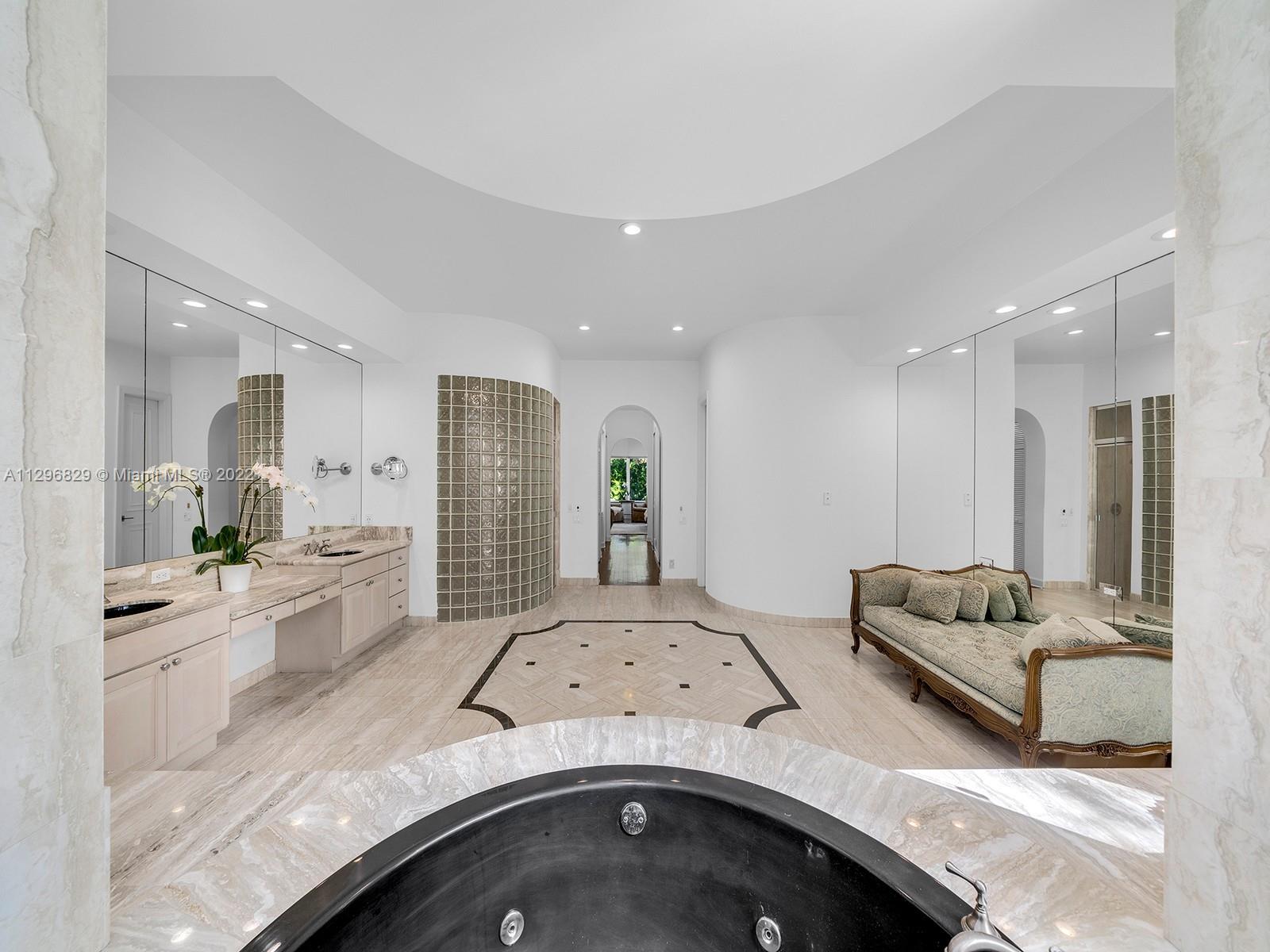 ARBORETUM ESTATES - Residential