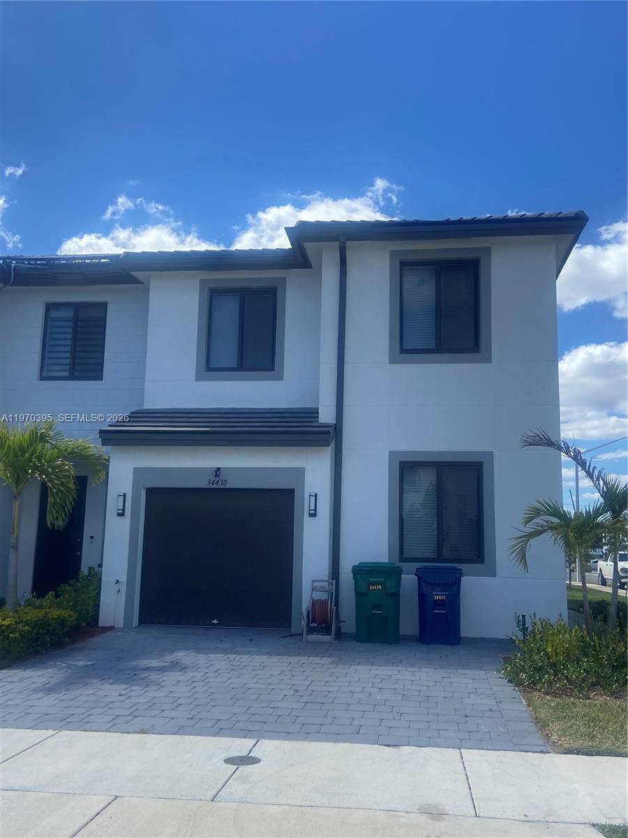 Century Park Square - Residential