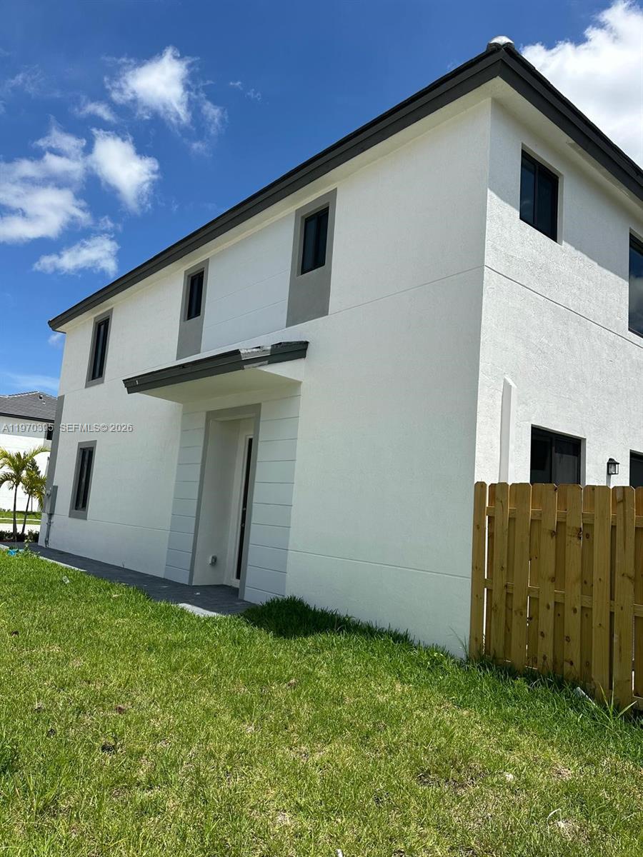 Century Park Square - Residential