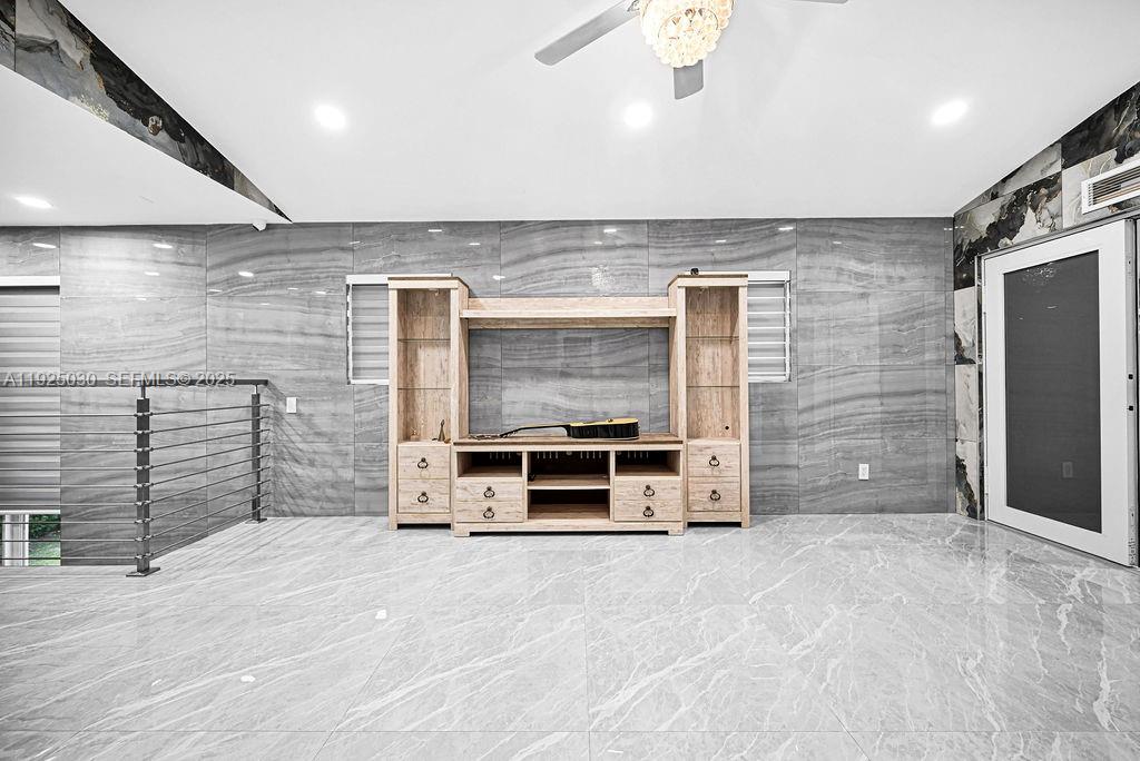 SUNILAND ESTATES - Residential