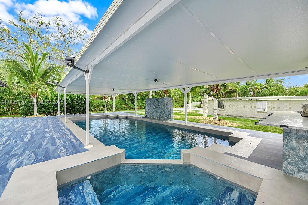 SUNILAND ESTATES - Residential