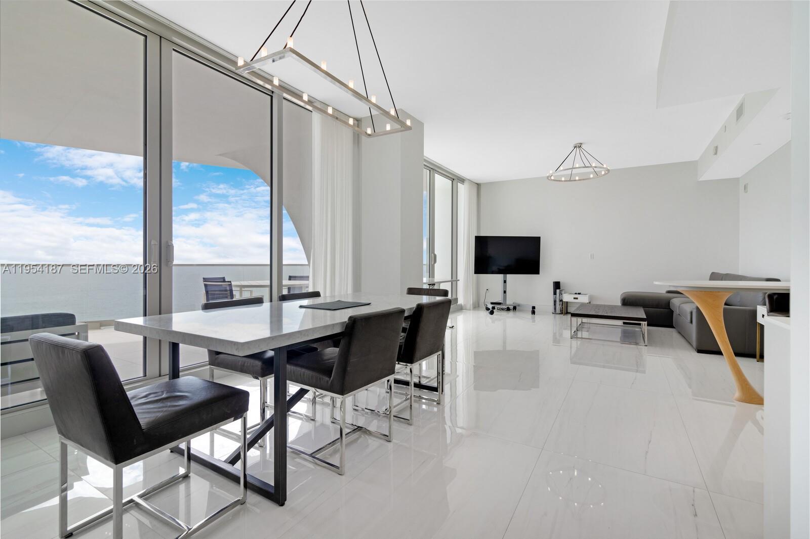 JADE SIGNATURE CONDO - Residential Lease