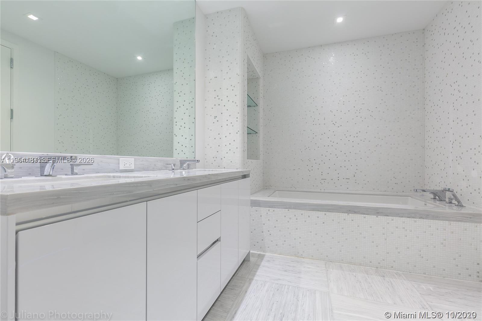 JADE SIGNATURE CONDO - Residential Lease
