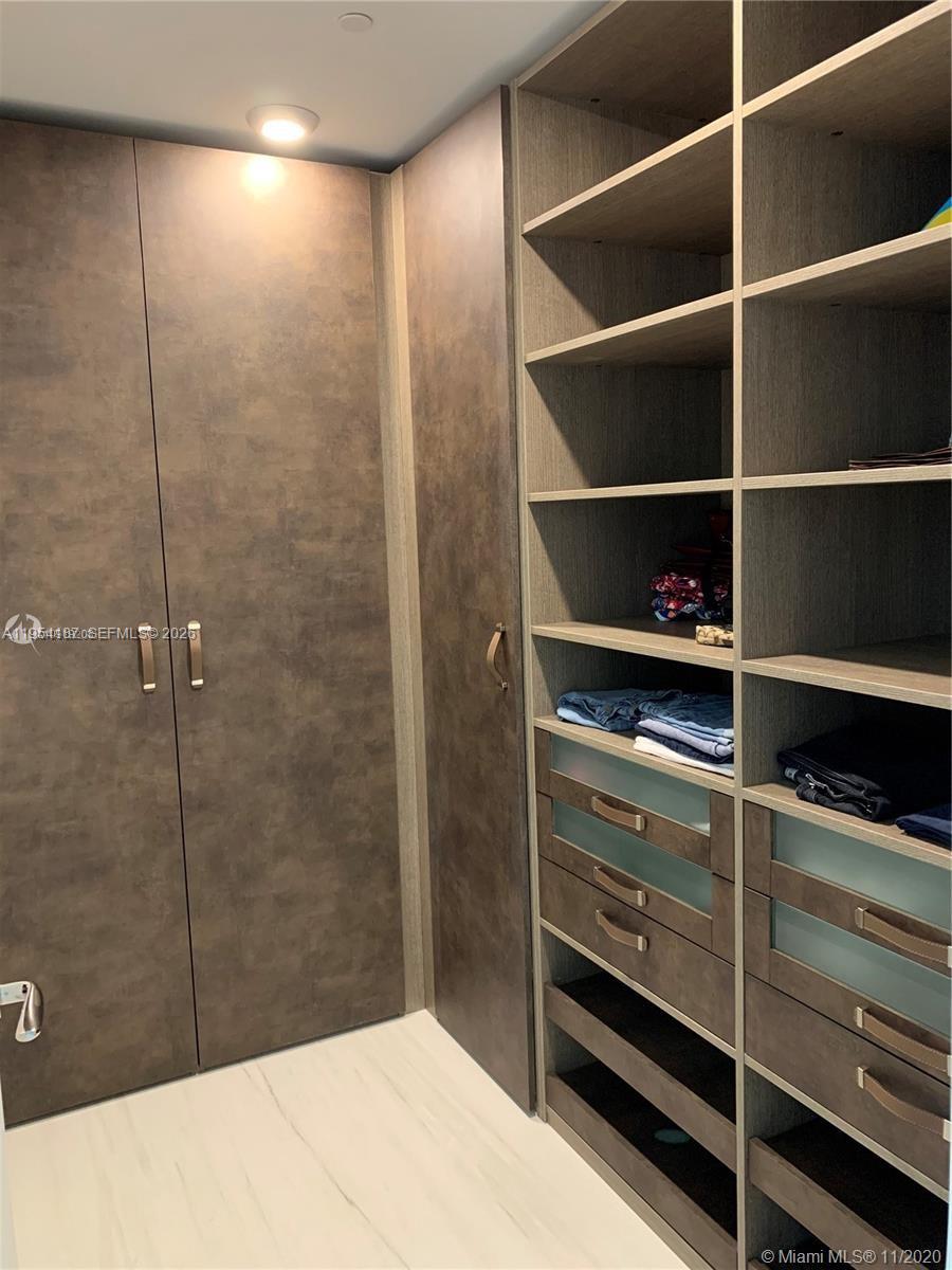 JADE SIGNATURE CONDO - Residential Lease