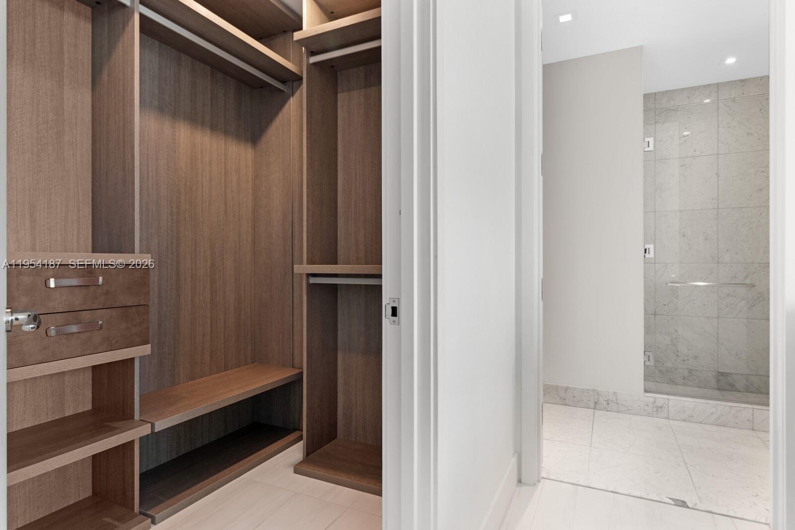 JADE SIGNATURE CONDO - Residential Lease