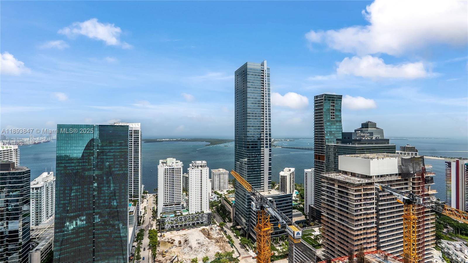 INFINITY AT BRICKELL COND - Residential