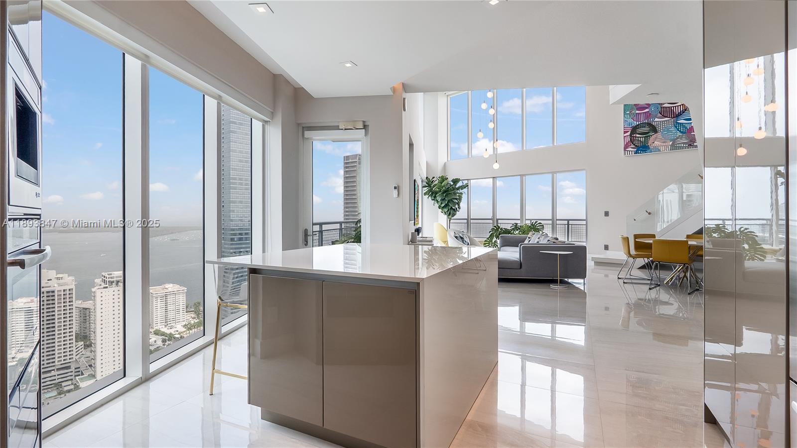 INFINITY AT BRICKELL COND - Residential