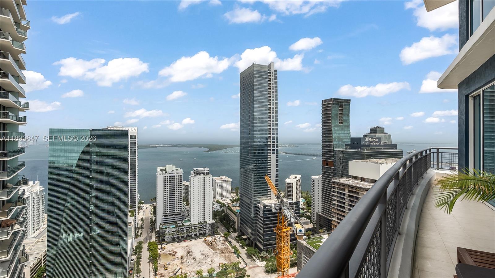 INFINITY AT BRICKELL COND - Residential