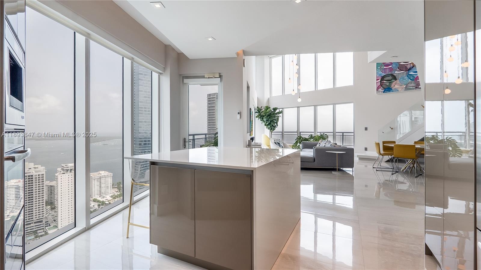 INFINITY AT BRICKELL COND - Residential