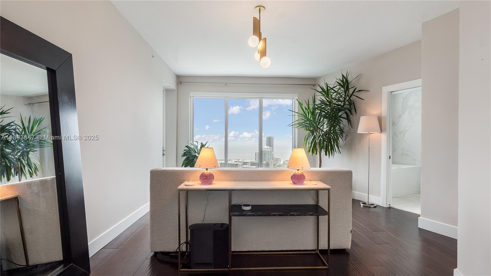 INFINITY AT BRICKELL COND - Residential