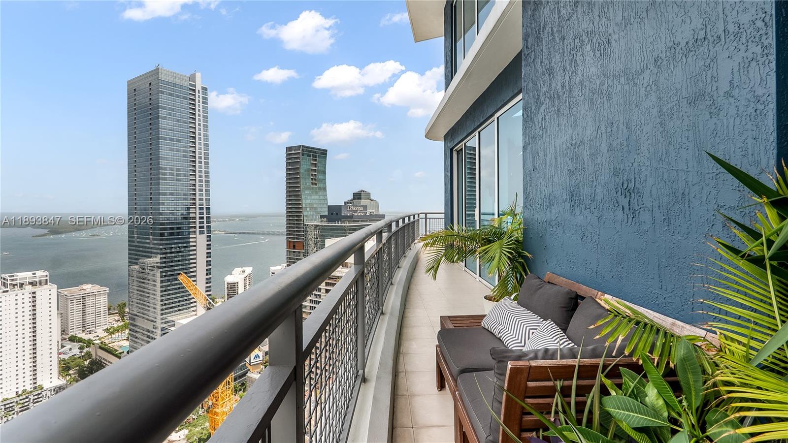 INFINITY AT BRICKELL COND - Residential