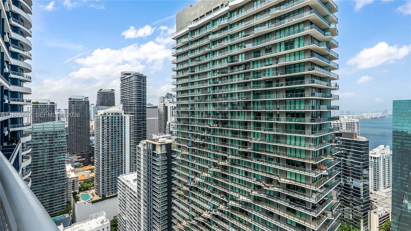 INFINITY AT BRICKELL COND - Residential