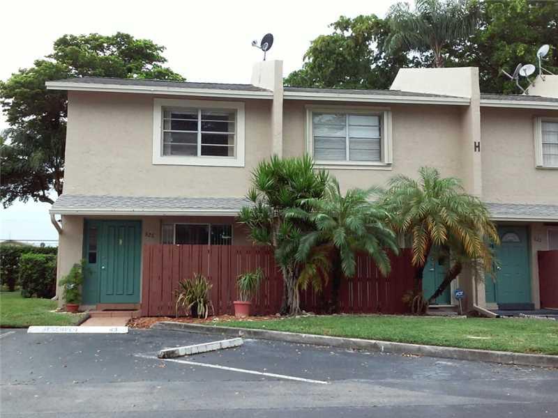 WOODLAKE VILLAS - Residential Lease