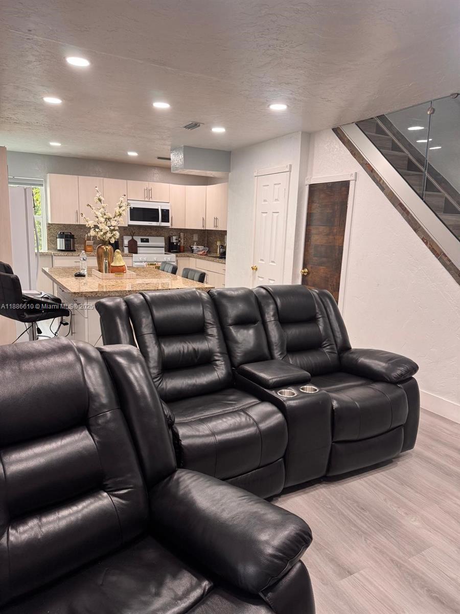 MILE APTS CONDO - Residential