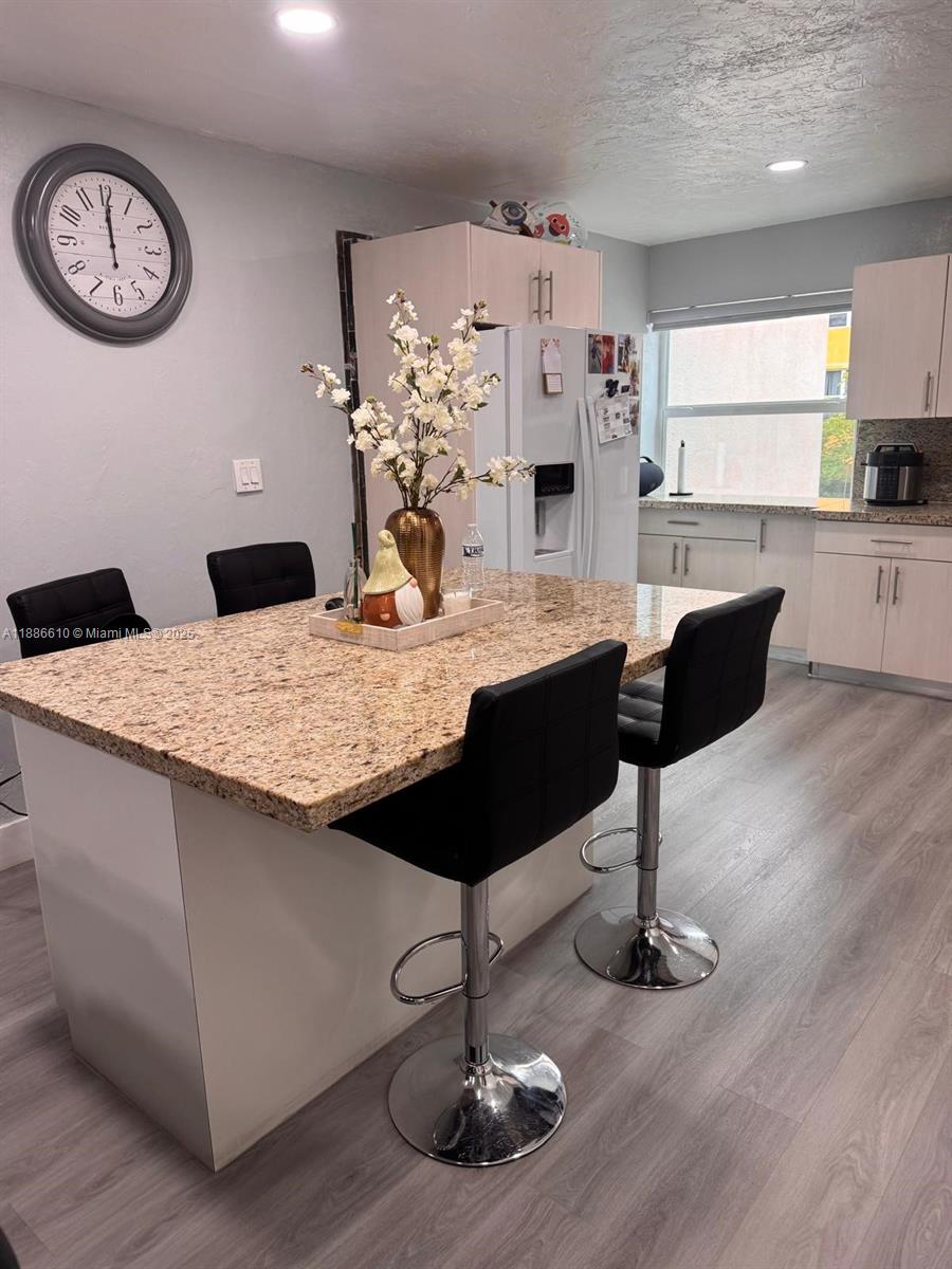 MILE APTS CONDO - Residential