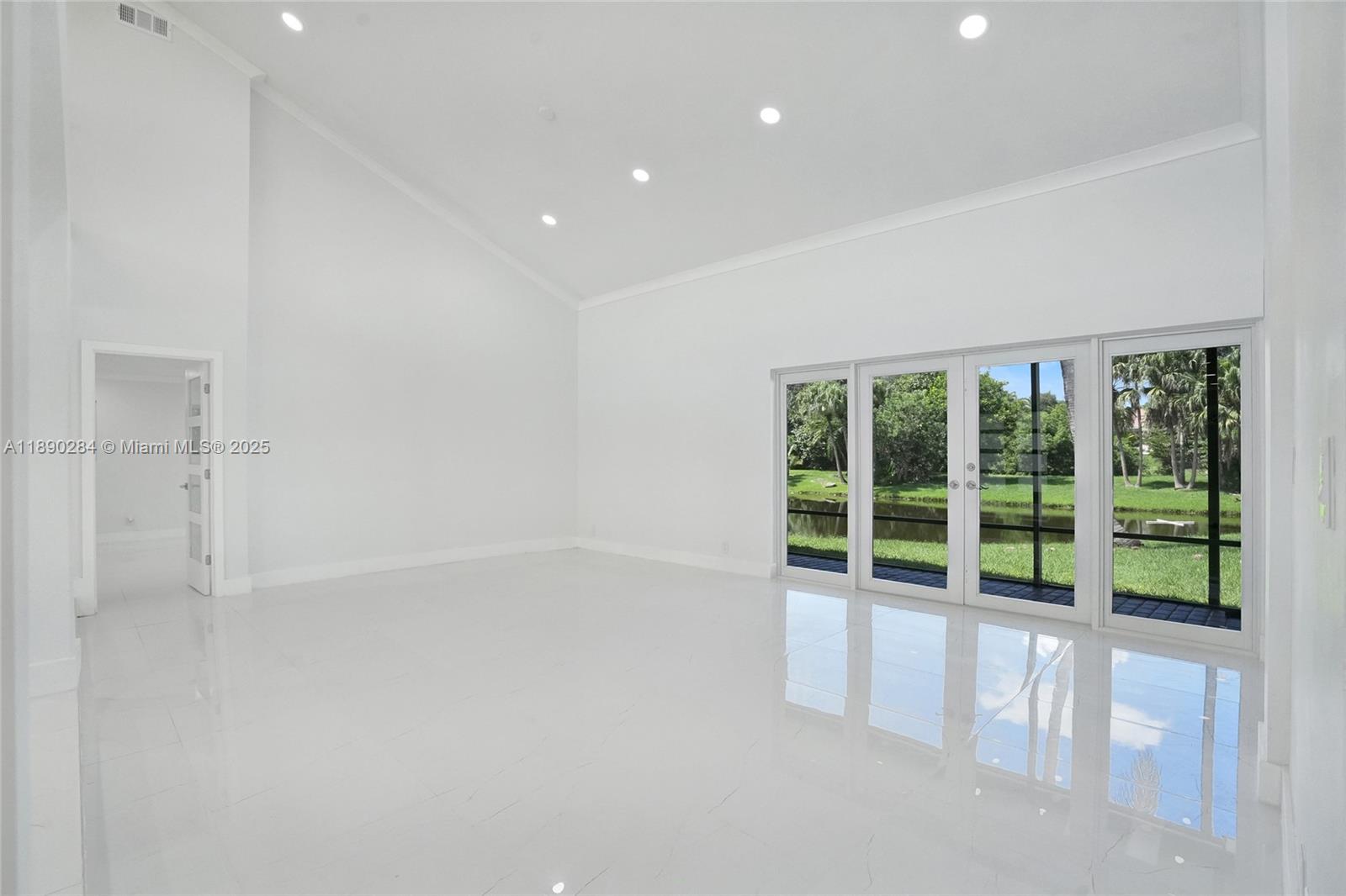 FLA FRUIT LANDS CO SUB NO - Residential