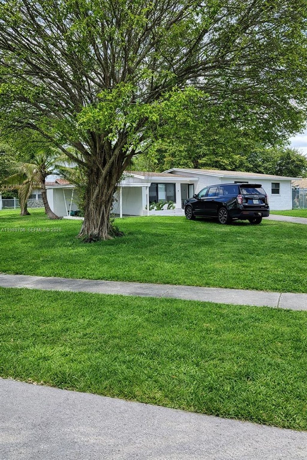 Photo of 1161 NW 15th St, Fort Lauderdale, FL 33311 (MLS # A11989706)