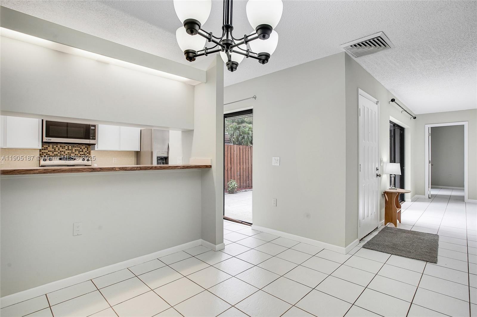 PINE ISLAND RIDGE SECTION - Residential