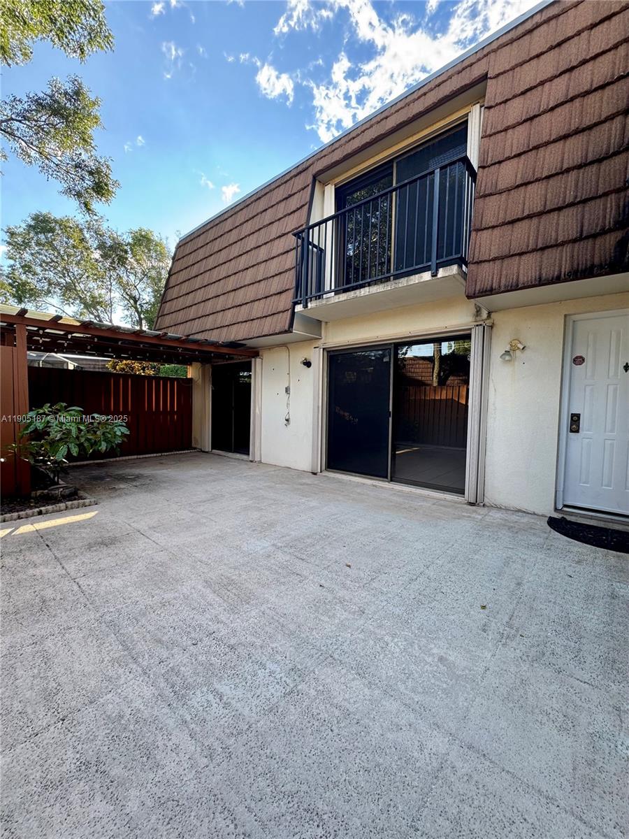 PINE ISLAND RIDGE SECTION - Residential