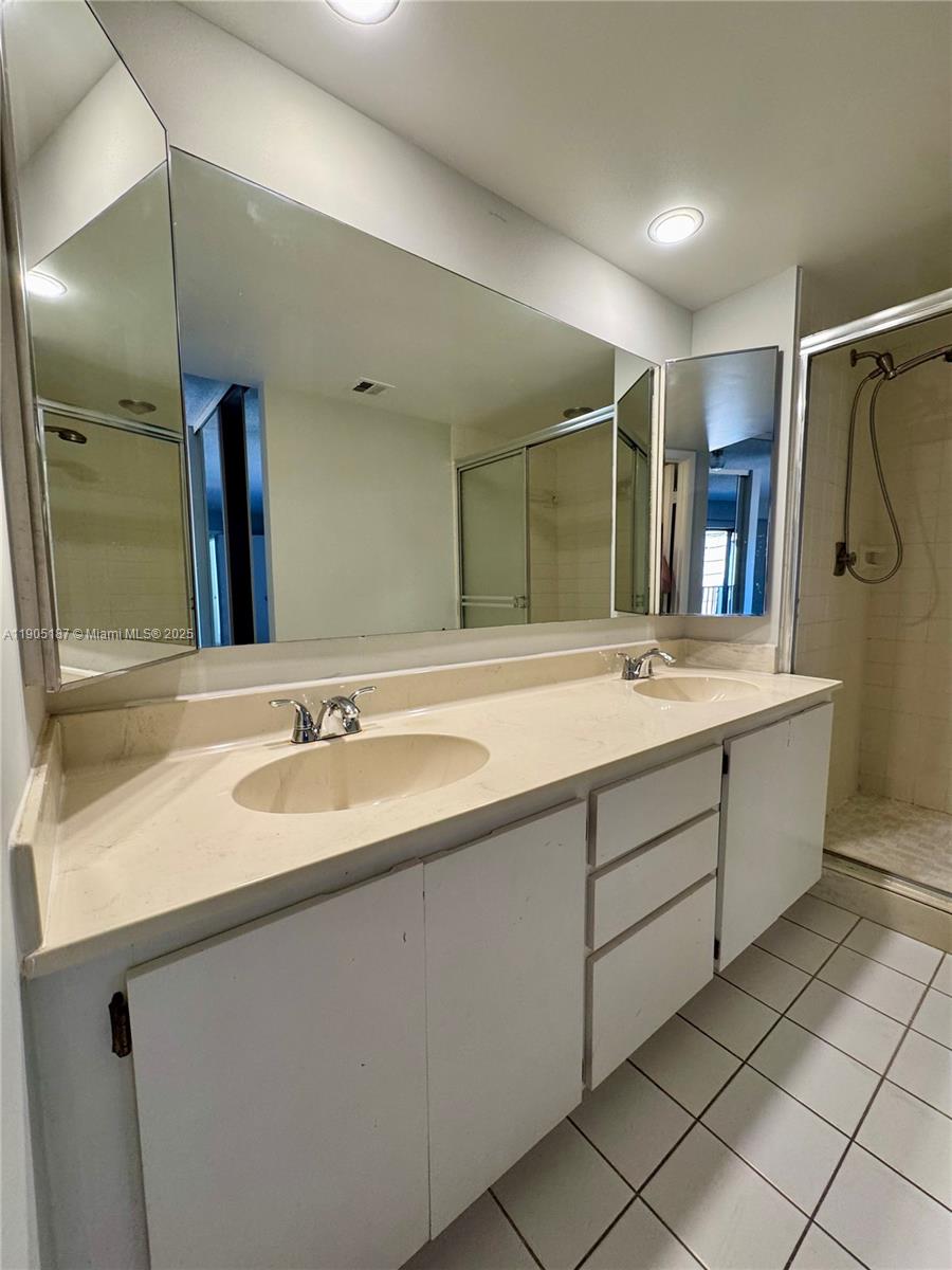 PINE ISLAND RIDGE SECTION - Residential