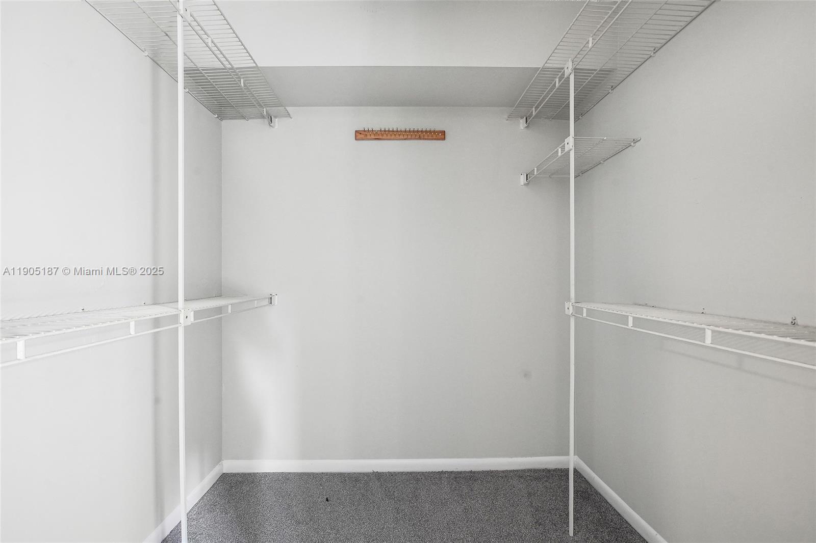 PINE ISLAND RIDGE SECTION - Residential