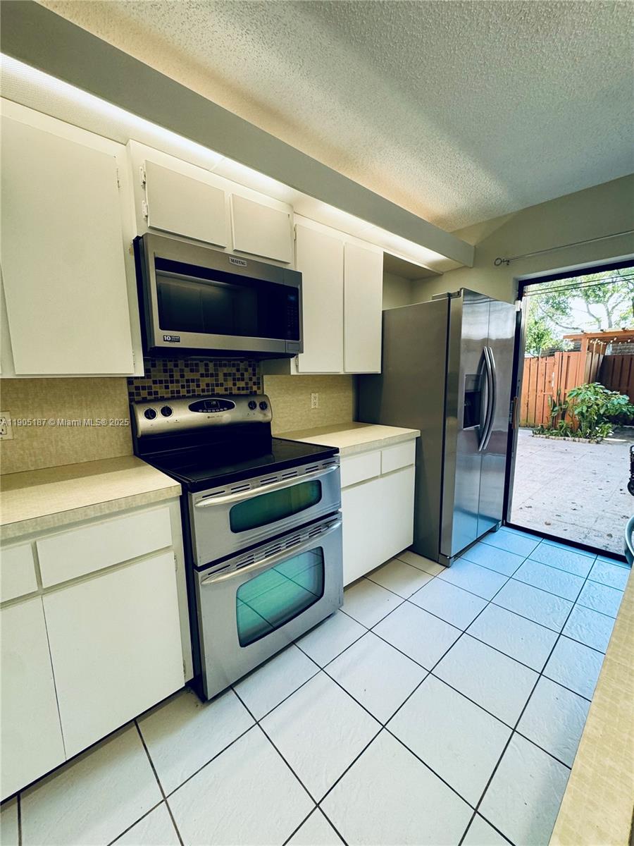 PINE ISLAND RIDGE SECTION - Residential